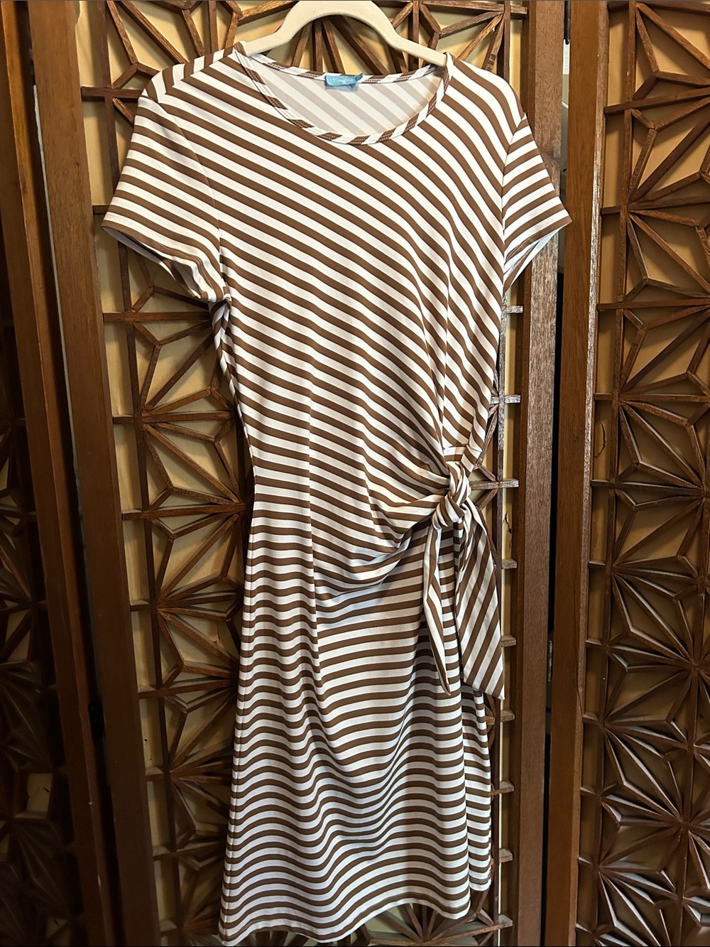 J. McLaughlin Elora Brown and White Striped Tie-Waist Midi Dress M Medium